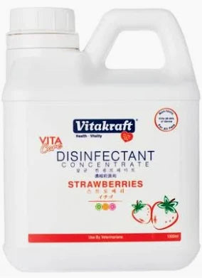 Vitakraft Disinfectant Concentrate Strawberries Scent 1L