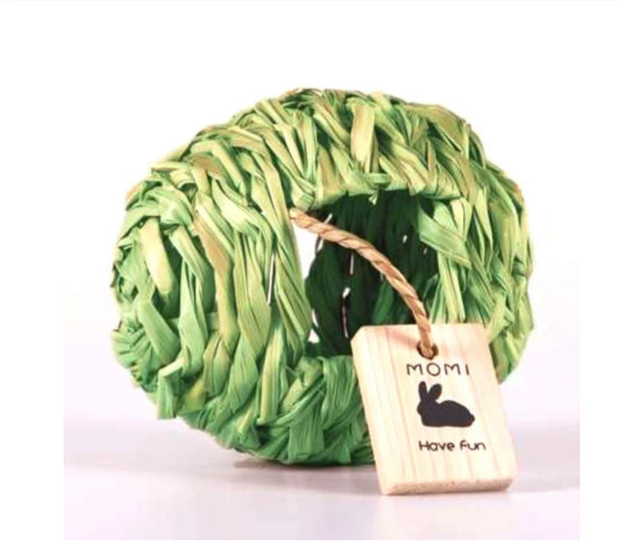 Momi Grass Woven Ball