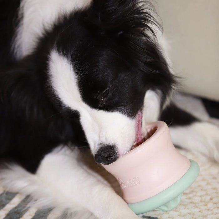 Puzzle Feeder Tumbler Interactive Dog Toy M/L breeds