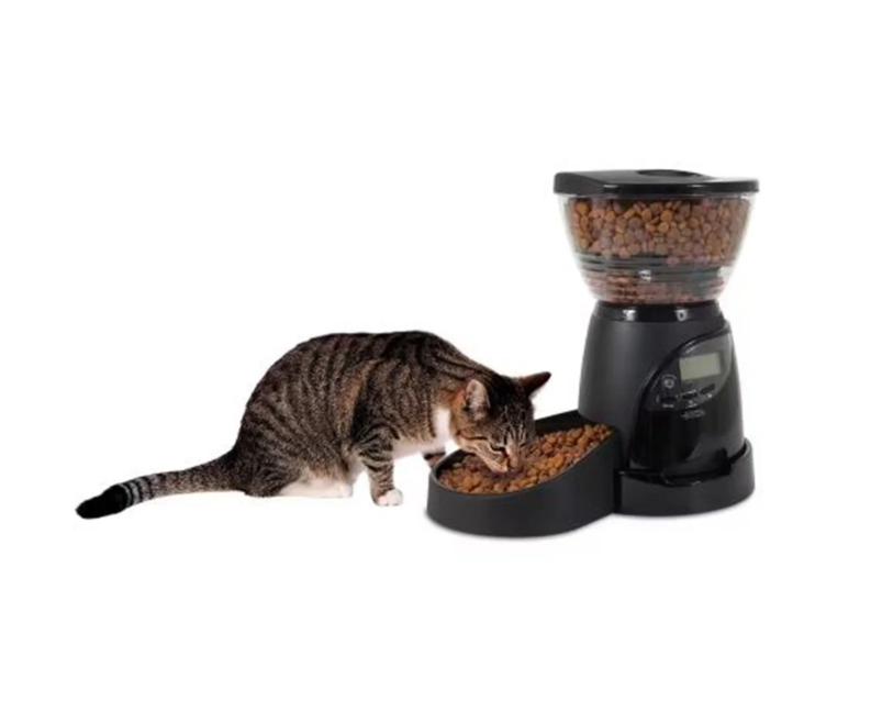 Petmate Aspen Pet Lebistro ® Programmable Food Dispenser Black (2 Sizes)