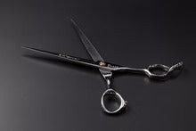 True Iconic Bravo Straight Shear With Teeth Lenght 7.25”