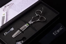 True Iconic Fang Fish Bone Thinning Shear Lenght 6”
