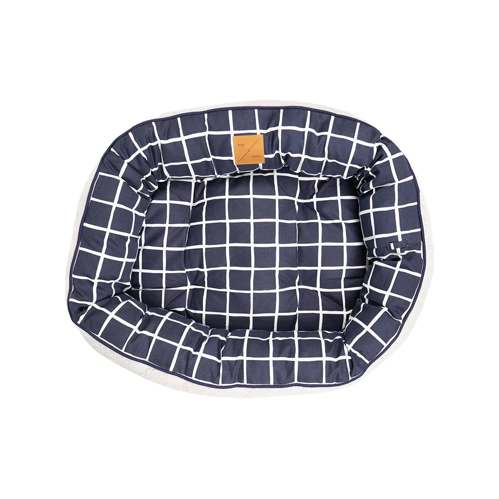 Mog & Bone Dog 4 Seasons Reversible Circular Bed - Navy Check Small