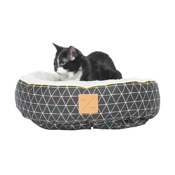 Mog & Bone Cat Reversible Bed - Pitch Triangle