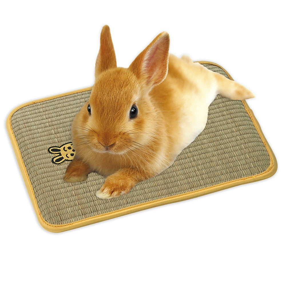 Marukan Relaxing Rabbits Grass Mat (2 Sizes)